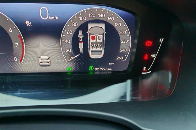 Honda Civic id 3810653 из Китая 12