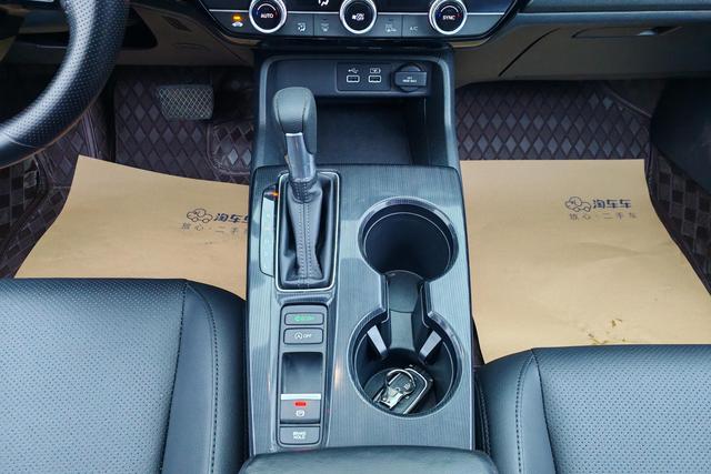 Honda Civic id 3810653 из Китая 13