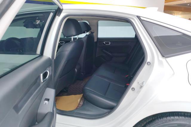 Honda Civic id 3810653 из Китая 17