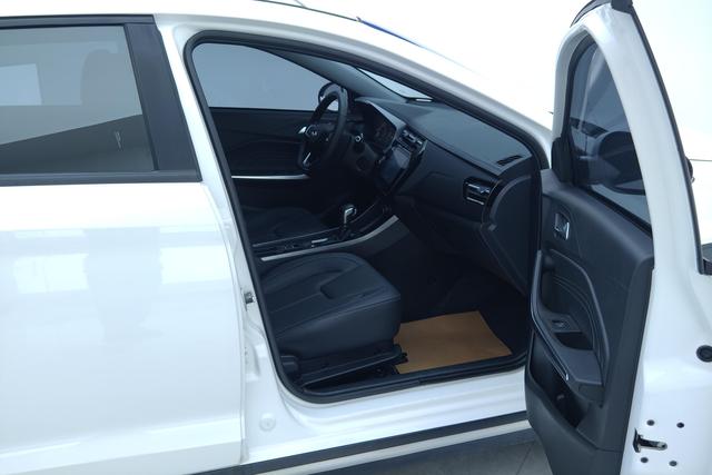 CHERY Tiggo 3x 2020 — фото 9