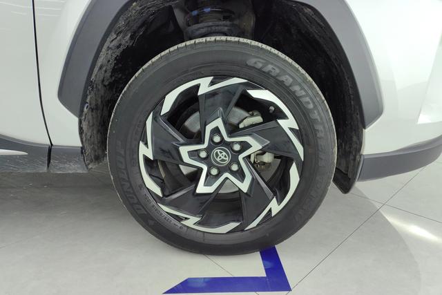 Toyota Wildlander 2020 2.0 L 4 WD — фото 10