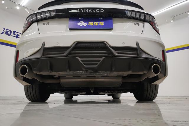 Lynk 03 2023 Белый из Китая, фото 3