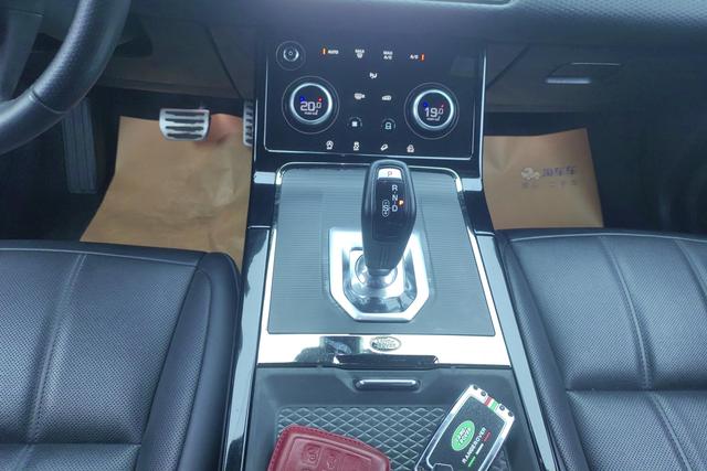 Land Rover Range Rover Evoque 2020 249 PS R-DYNAMIC S — фото 14
