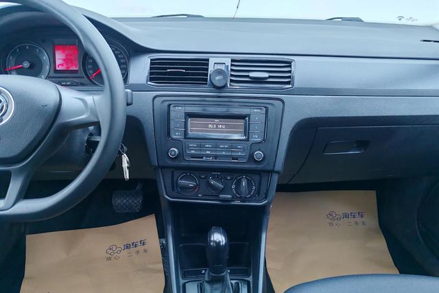 Volkswagen Santana 2021 Белый из Китая, фото 3