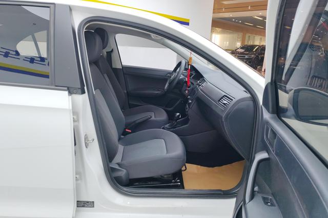 Volkswagen Santana id 3768853 из Китая 13