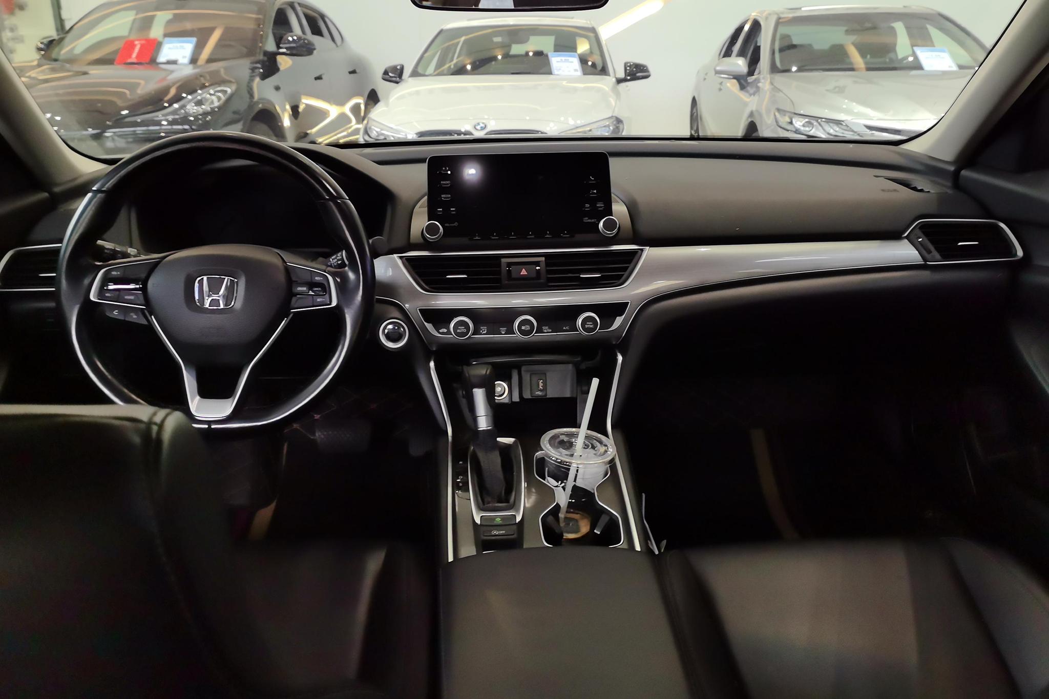 Honda Accord id 4479466 из Китая 17