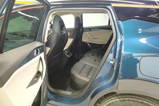 Lynk 06 id 3768804 из Китая 24