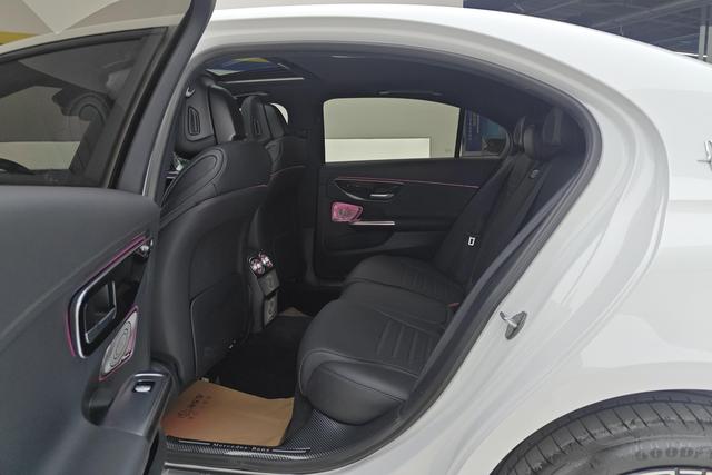 Mercedes-Benz C-Class 2023 C 200 L — фото 16