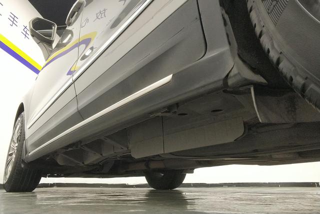 Cadillac XT5 2018 Желтый из Китая, фото 5