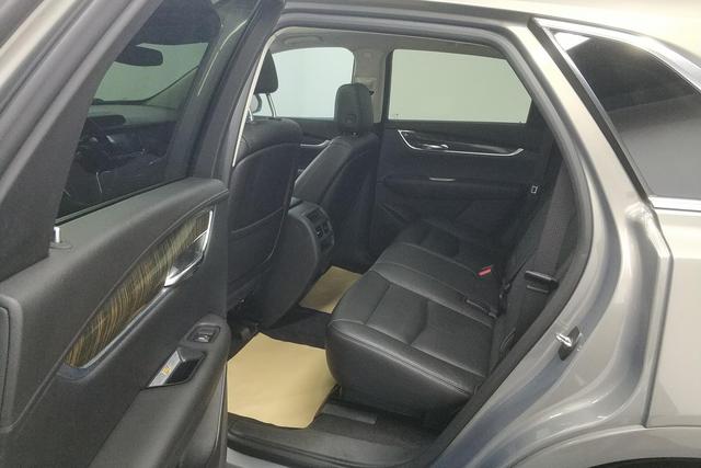 Cadillac XT5 id 3782001 из Китая 8