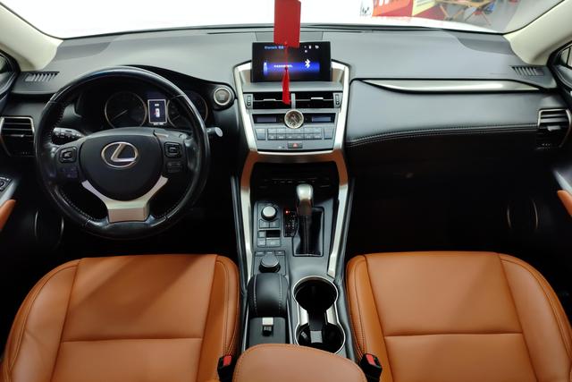 Lexus NX 2016 200 — фото 12
