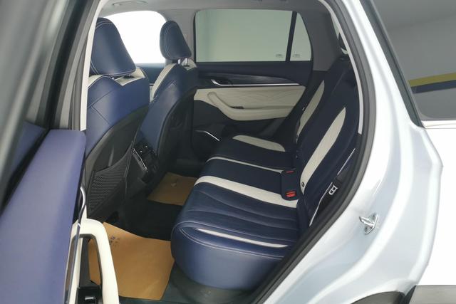 Geely Automobile Xingyue L id 3785792 из Китая 17