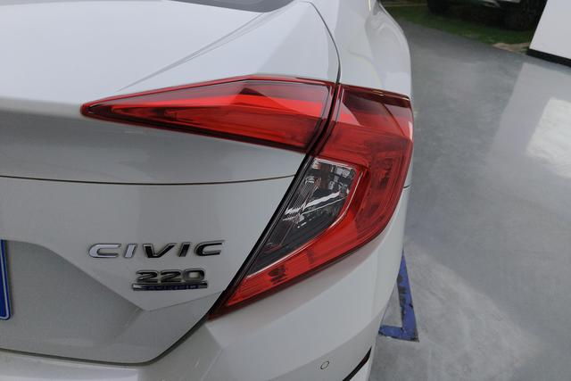 Honda Civic 2019 Белый из Китая, фото 2