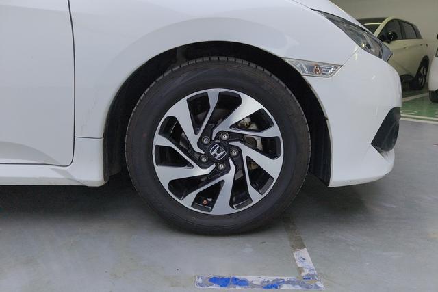 Honda Civic id 3804576 из Китая 16