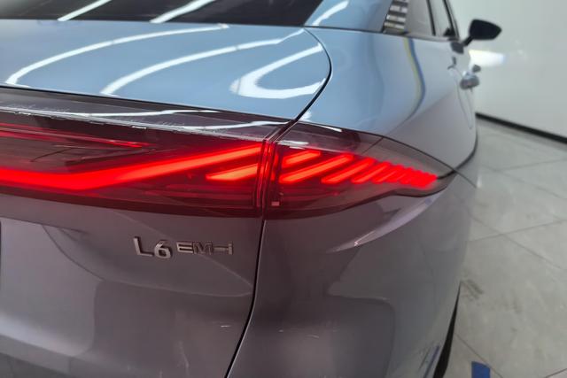 Geely Galaxy Galaxy L6 id 3783582 из Китая 8