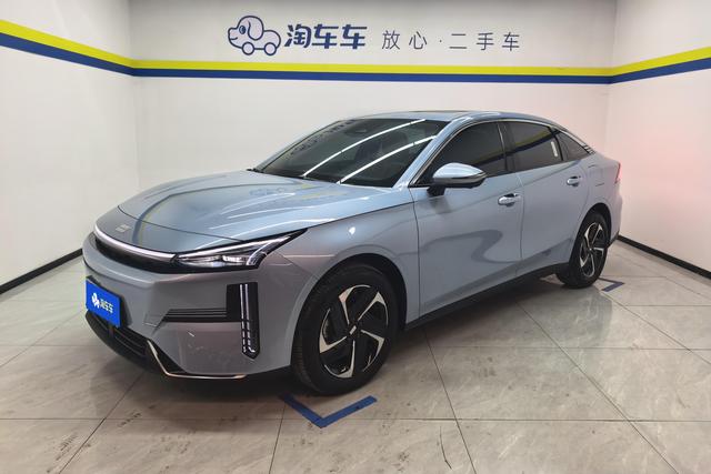 Geely Galaxy Galaxy L6 id 3783582 из Китая 10