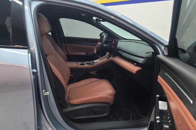 Geely Galaxy Galaxy L6 id 3783582 из Китая 11