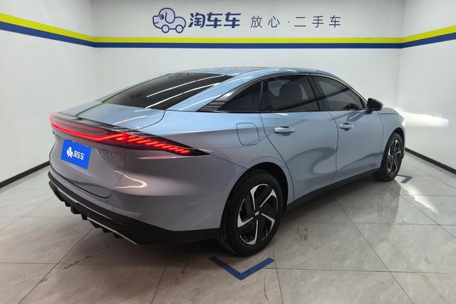 Geely Galaxy Galaxy L6 id 3783582 из Китая 16