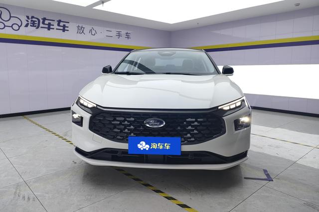 Ford Mondeo 2023 Eco Boost 245 Luxury — фото 2