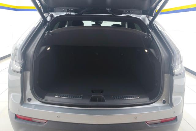 Cadillac XT4 2022 28 T 2 WDLuxury — фото 17