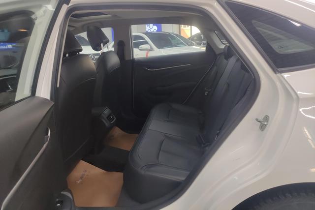 Buick Yinglang 2021 Белый из Китая, фото 3