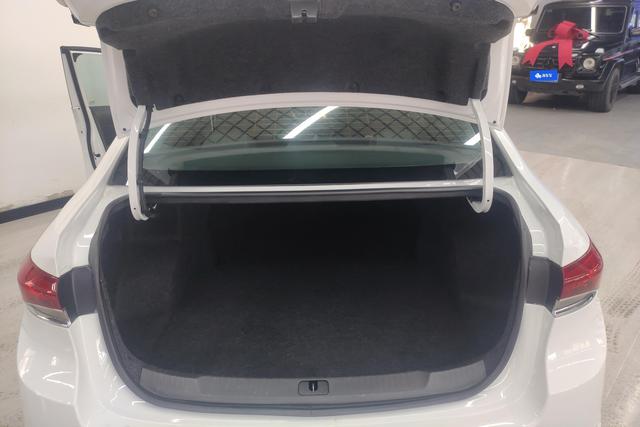 Buick Yinglang id 3840924 из Китая 7