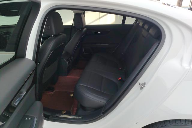 Jaguar XEL 2021 2.0 T 250 PS S — фото 16