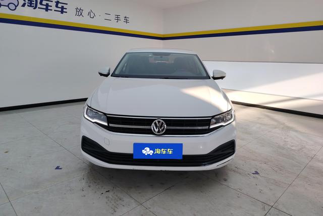 Volkswagen Bora 2020 Белый из Китая