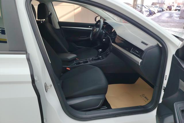 Volkswagen Bora id 3804892 из Китая 8