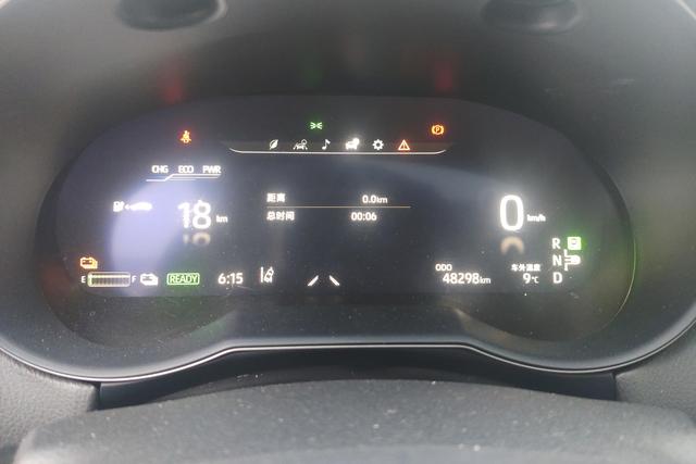 Toyota C-HR EV 2020 — фото 13