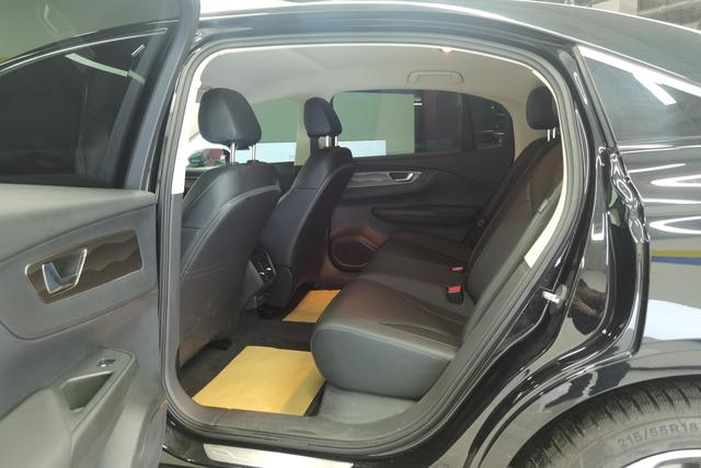 Red flag E-QM5 id 3810099 из Китая 8