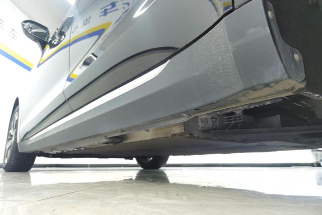 Red flag E-QM5 id 3810099 из Китая 10