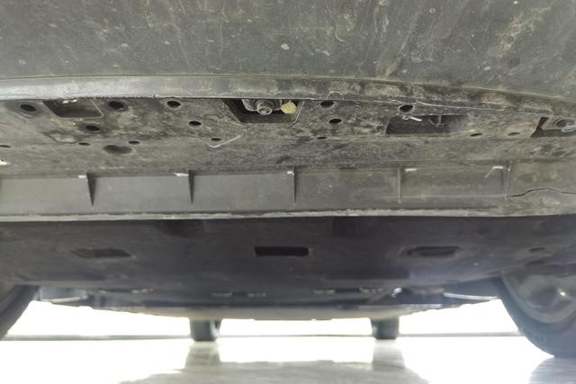 Red flag E-QM5 id 3810099 из Китая 15