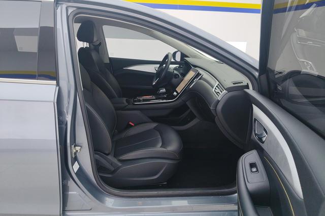 Roewe ei6 MAX Plug-in Hybrid 2020 — фото 15