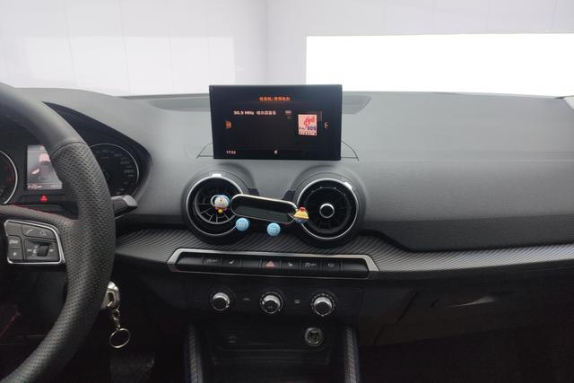 Audi Q2L id 3768946 из Китая 22