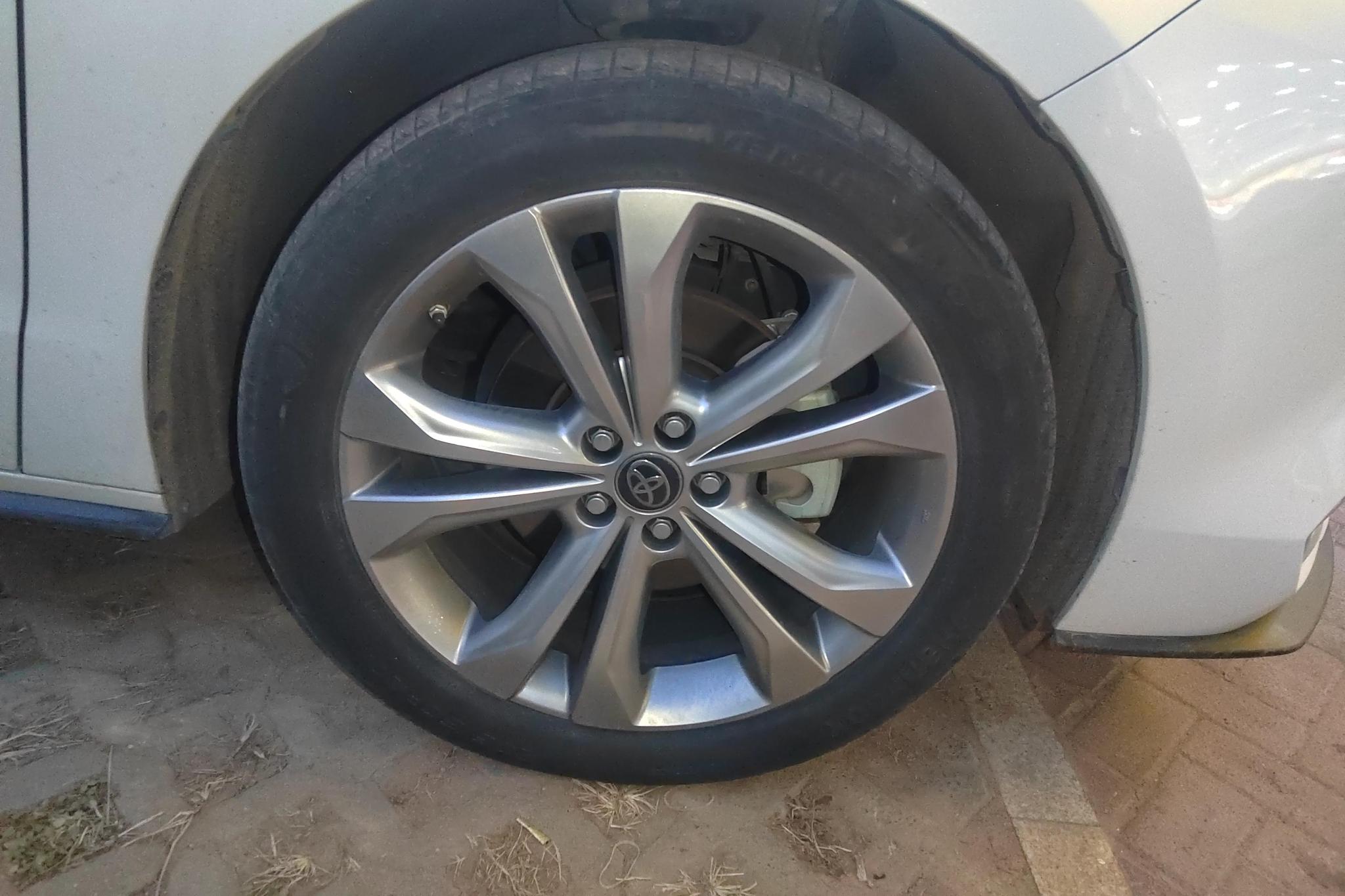 Toyota Sienna 2023 2.5L Luxury