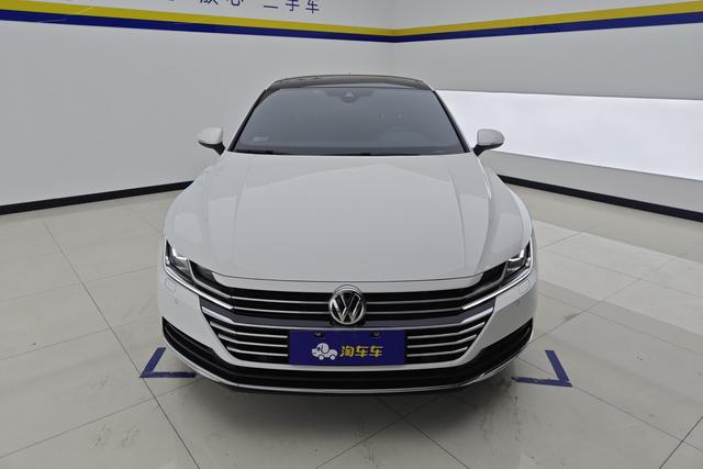 Volkswagen CC 2020 Белый из Китая