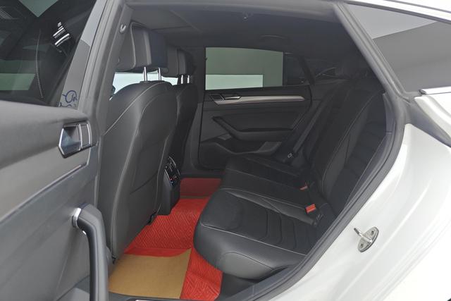 Volkswagen CC id 3783577 из Китая 15