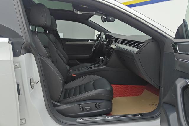 Volkswagen CC id 3783577 из Китая 17