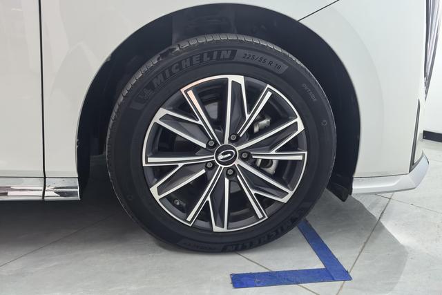Trumpchi M8 2024 2.0 TGDI — фото 7