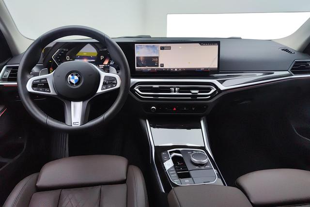BMW 3-Series 2023 325 Li M — фото 13