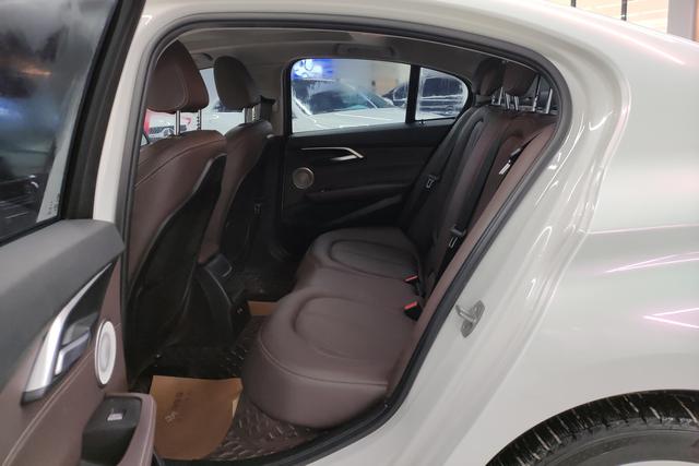 BMW 1 series 2021 Белый из Китая, фото 6