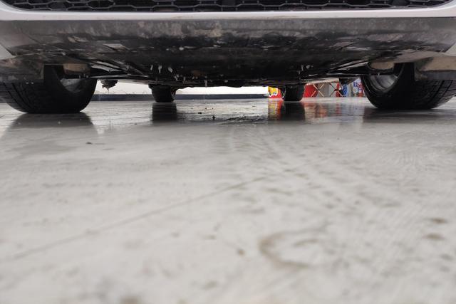 BMW 1 series id 3775223 из Китая 16