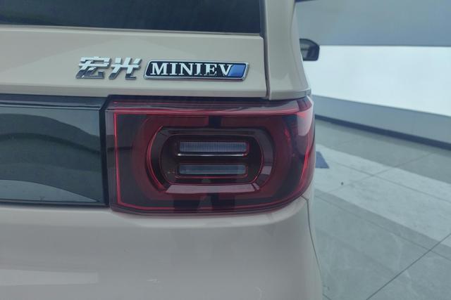 Wuling Automobile Wuling Hongguang MINIEV id 3817084 из Китая 16