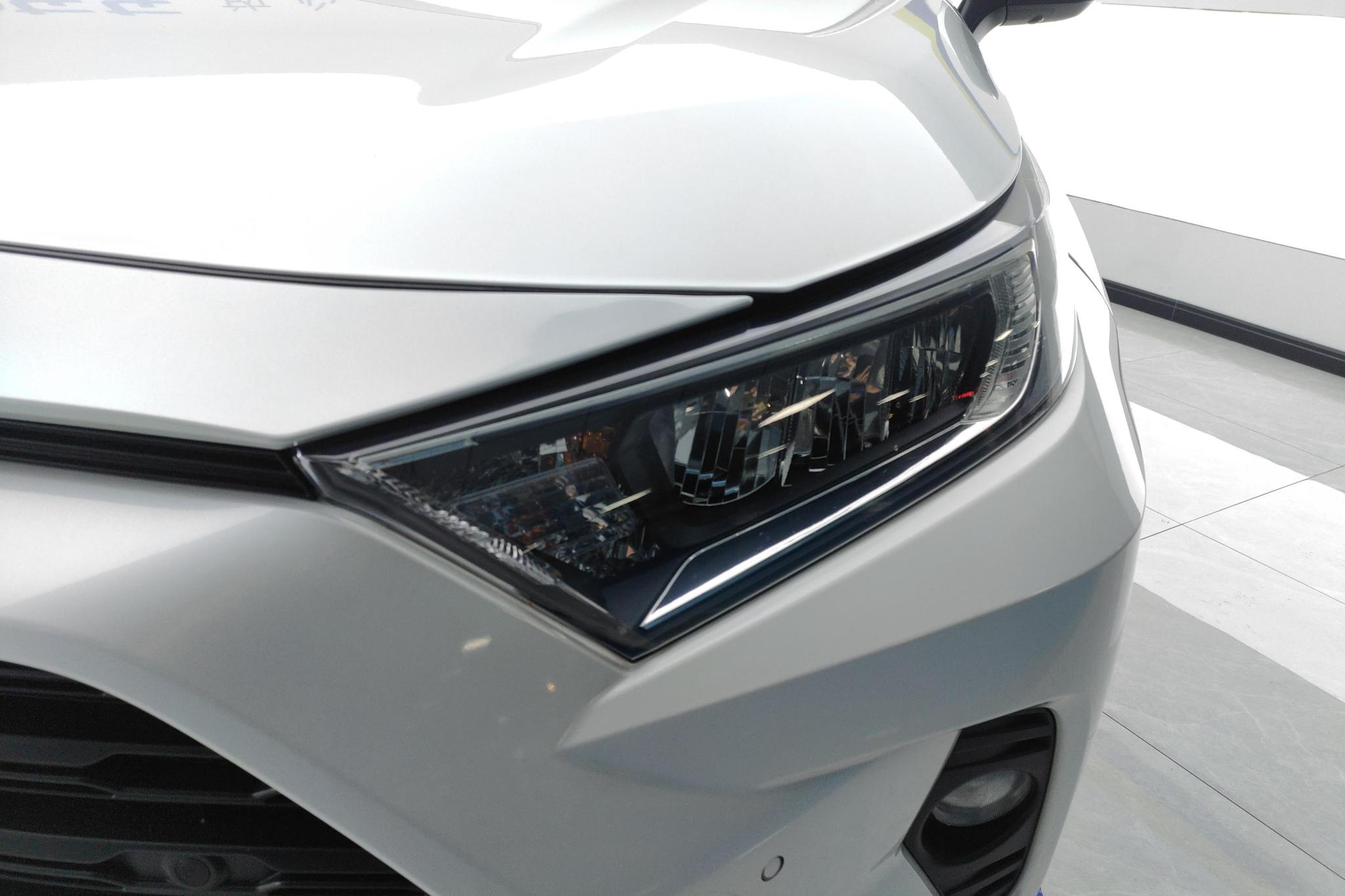 Toyota RAV4 2022 2.0L CVT PLUS