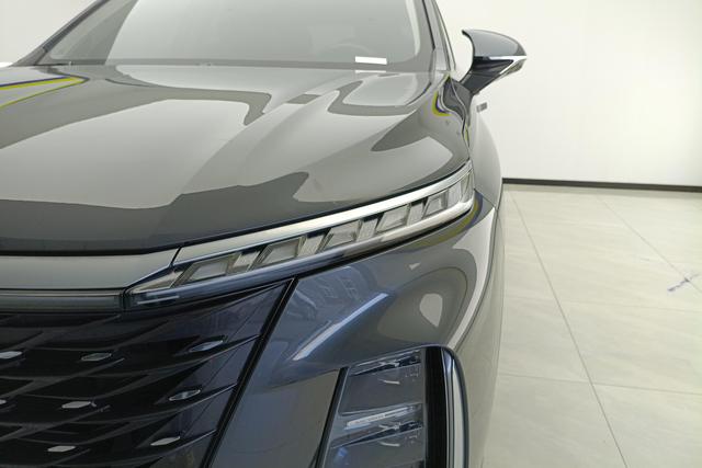 Roewe RX5 MAX 2022 — фото 4