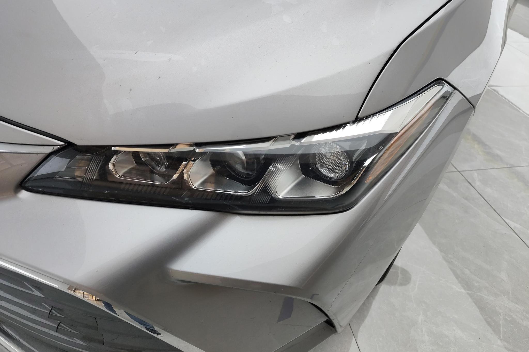 Toyota Avalon 2019 2.0L Luxury VI