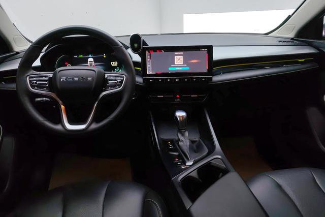 Roewe i5 2021 1.5 L CVT — фото 12