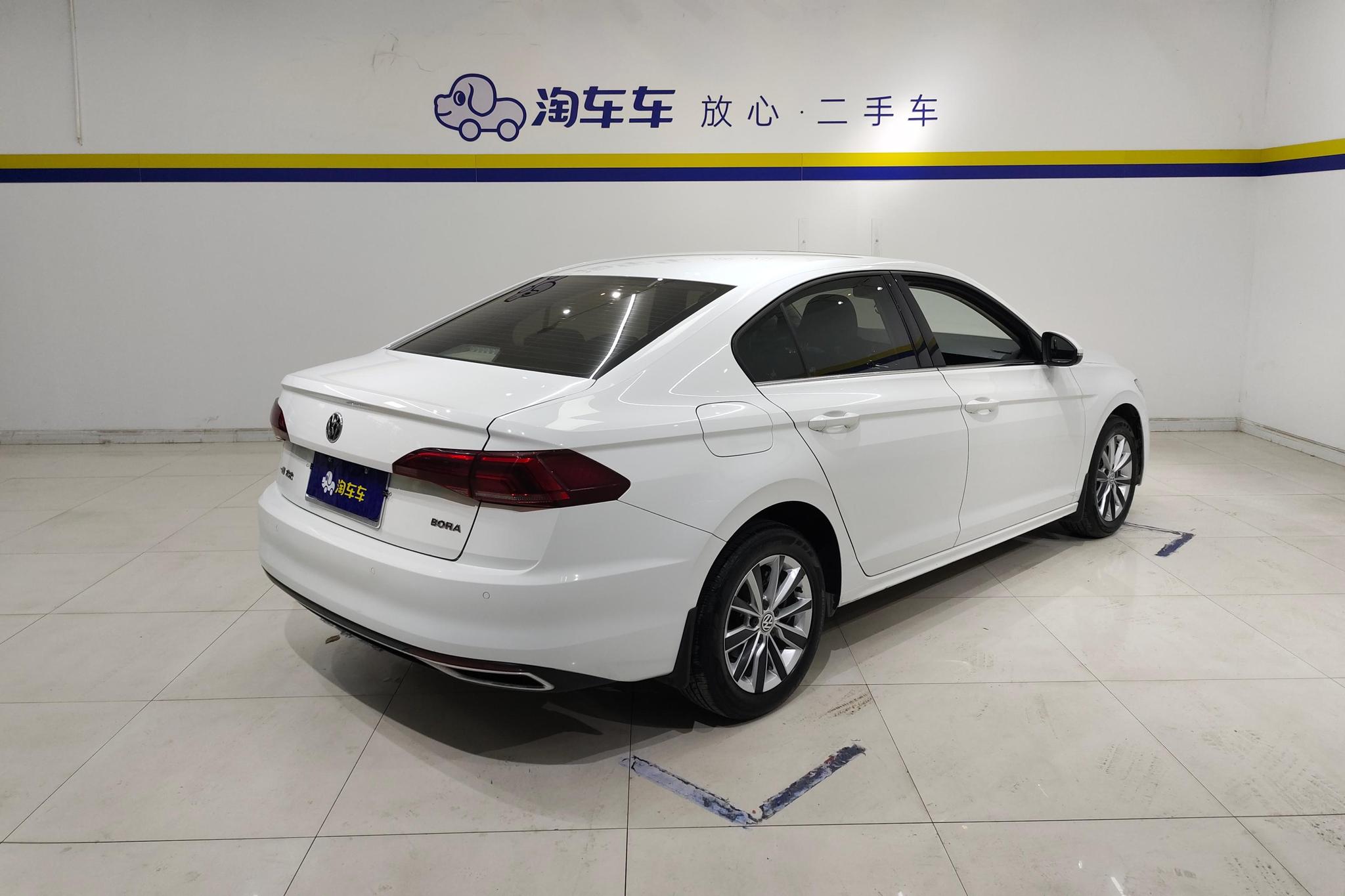 Volkswagen Bora 2020 1.5L AT Comfort