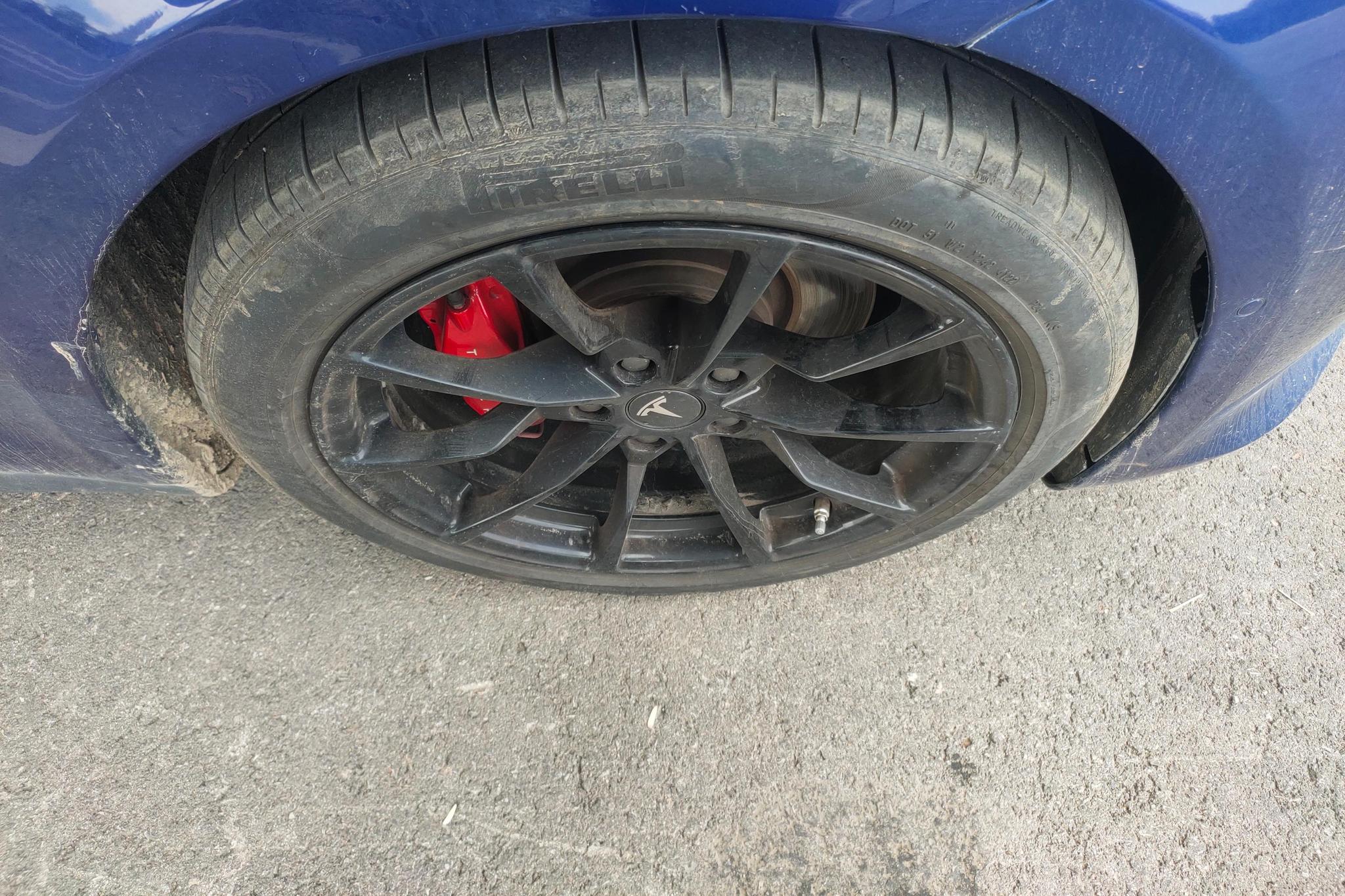 Tesla Model S 2015 P85D